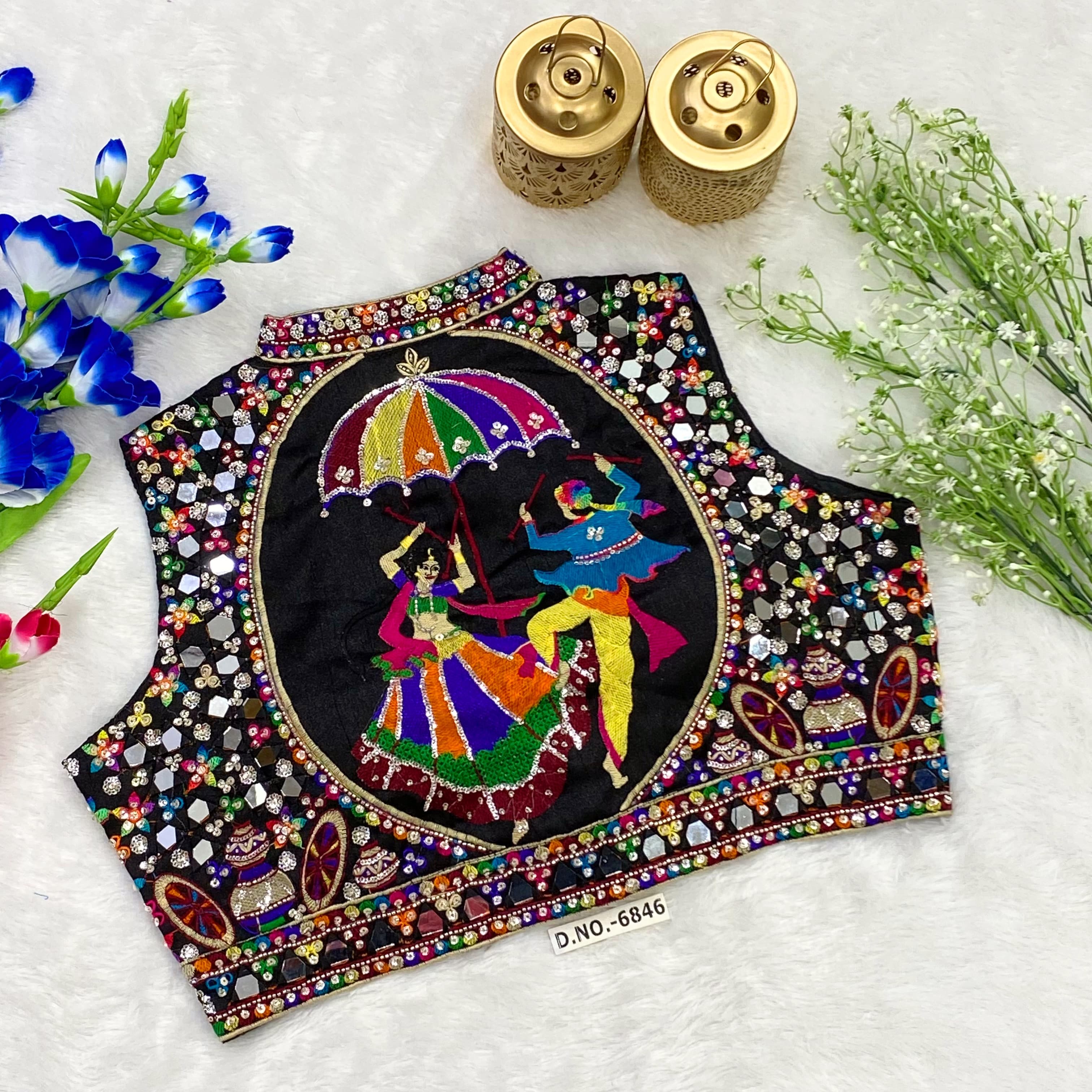 Authentic Mirror Work & Cowrie Shell (Kodi) with Detailed Thread Work AD9030 image 2